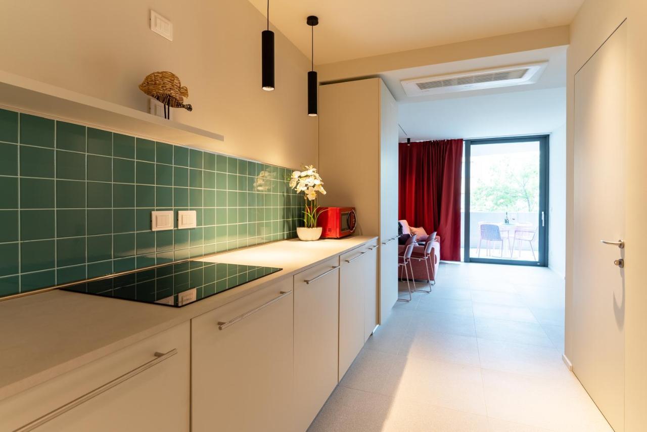 Aparthotel Zefiro Com Design, Large Terrace, Bike, Near Beach And Thermal Grado Exterior photo